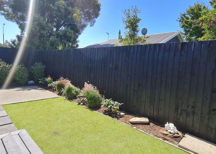  at 2/11 Rutherford Street, Woolston, Christchurch City, Canterbury