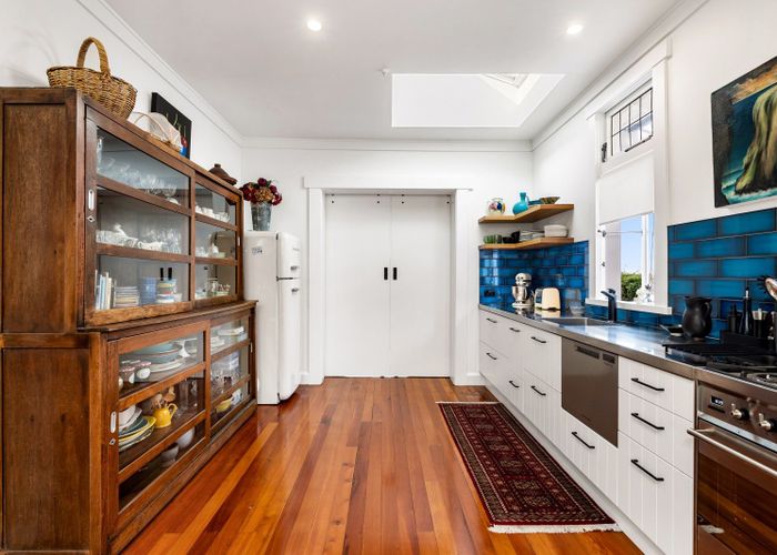  at 14 Corry Avenue, Bluff Hill, Napier, Hawke's Bay