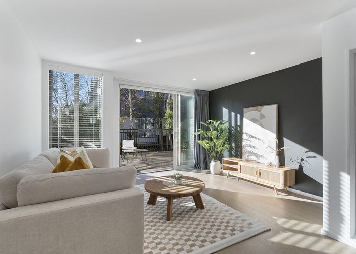  at 2/204 Edgeware Road, St. Albans, Christchurch City, Canterbury