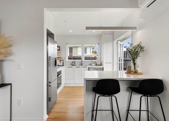  at 1/31 Taharoto Road, Takapuna, North Shore City, Auckland