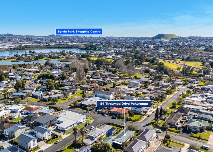  at 54  Tiraumea Drive, Pakuranga, Manukau City, Auckland