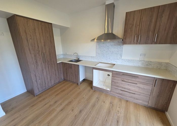  at 629 Ferry Road, Woolston, Christchurch