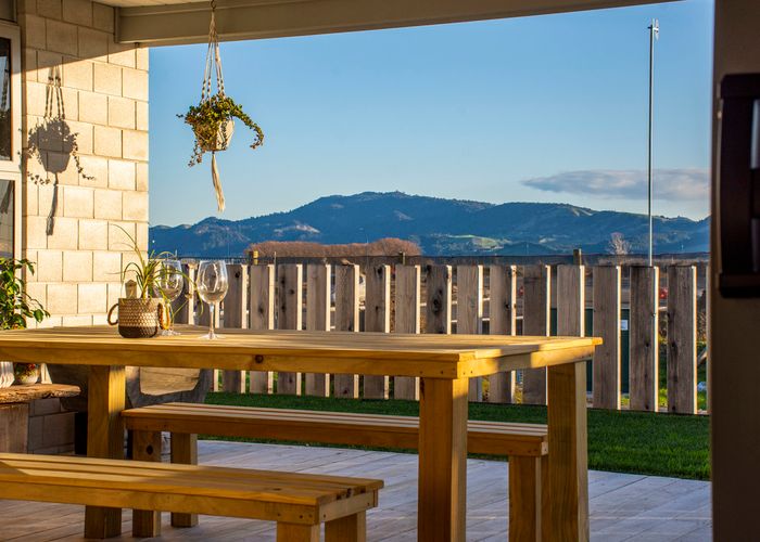  at 33 Montiicola Drive, Papamoa Beach, Papamoa