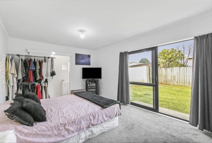  at 70 McAnnalley Street, Manurewa East, Auckland