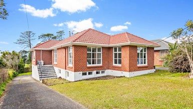  at 6 Tiki Street, New Lynn, Auckland