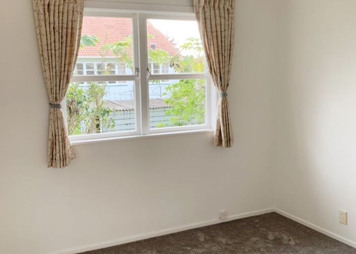  at 86 Moa Road, Point Chevalier, Auckland City, Auckland