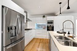  at 25 Portadown Place, Pakuranga, Manukau City, Auckland
