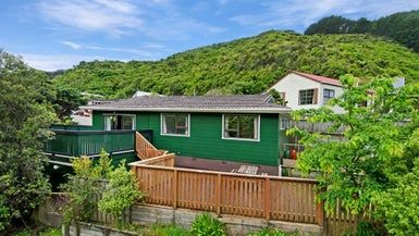  at 105 Hazlewood Avenue, Karori, Wellington