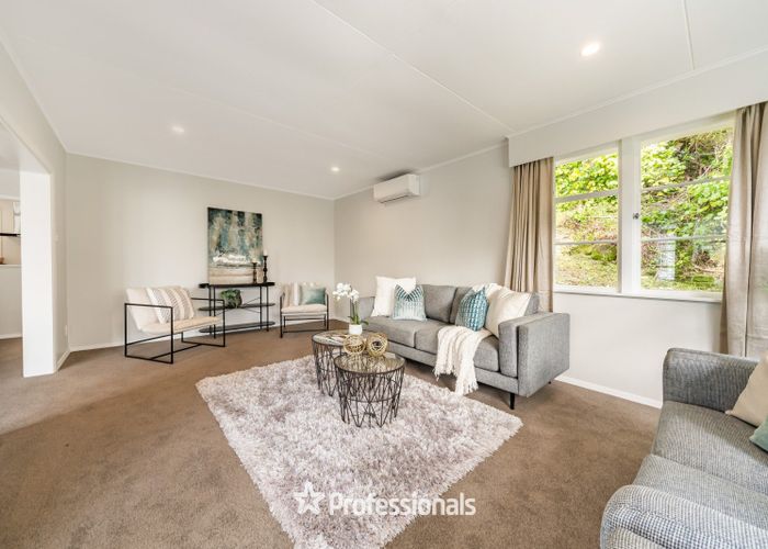  at 11 Hill Grove, Naenae, Lower Hutt, Wellington