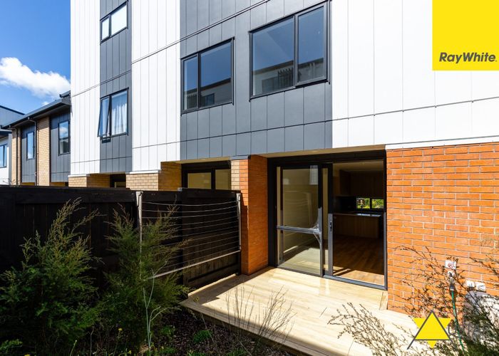 at 68 Parkwood Avenue, Westgate, Waitakere City, Auckland