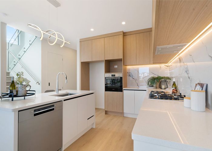  at 37 Paretao Street, Massey, Waitakere City, Auckland