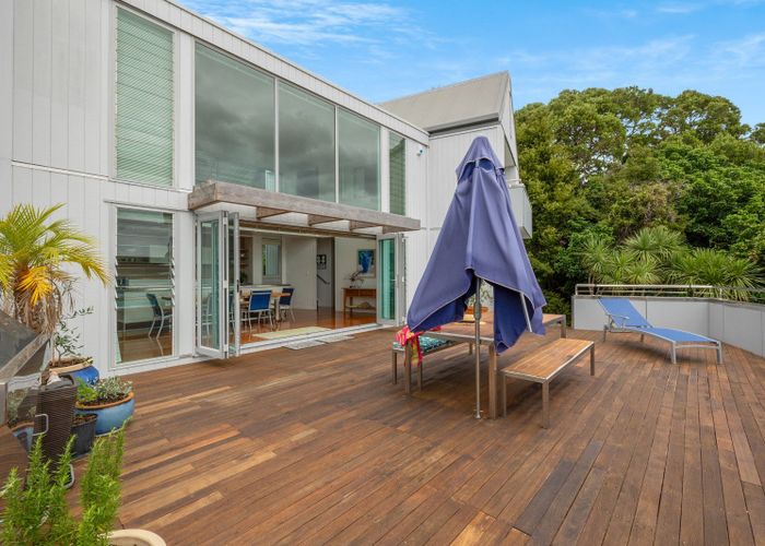  at 20 Highland Lass Place, Langs Beach, Waipu
