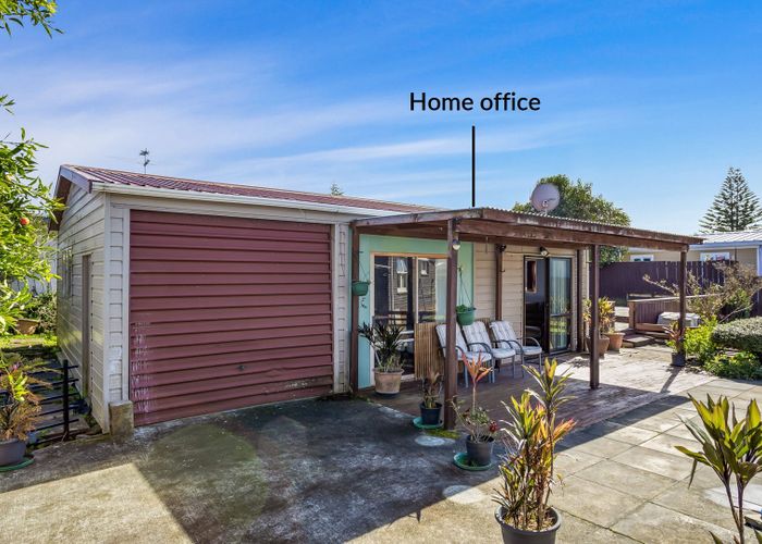  at 5 Eastburn Street, Papakura, Papakura, Auckland