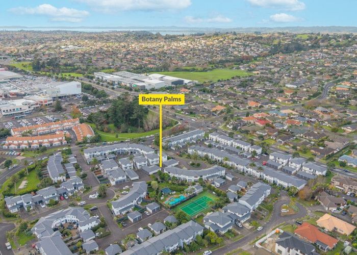  at 39/2 Armoy Drive, East Tamaki, Manukau City, Auckland