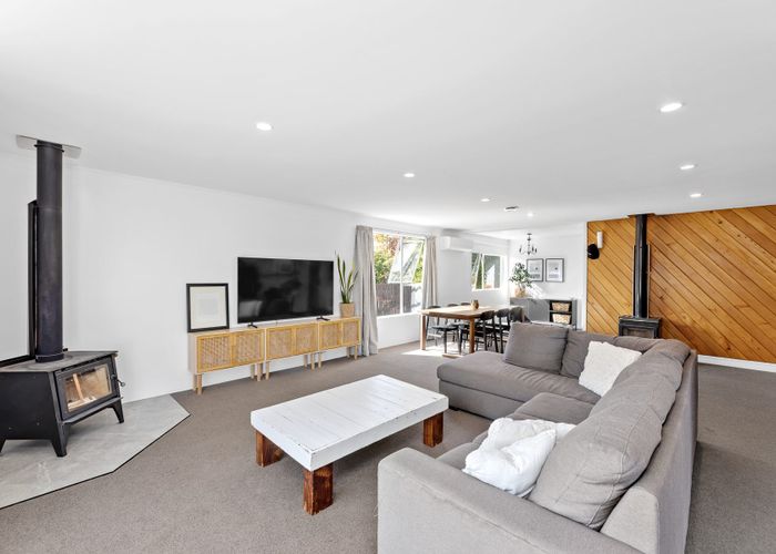  at 3 Anglesea Street, Renwick