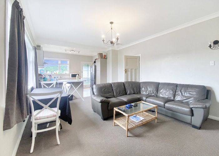  at 49 Pembroke Road, Northland, Wellington, Wellington