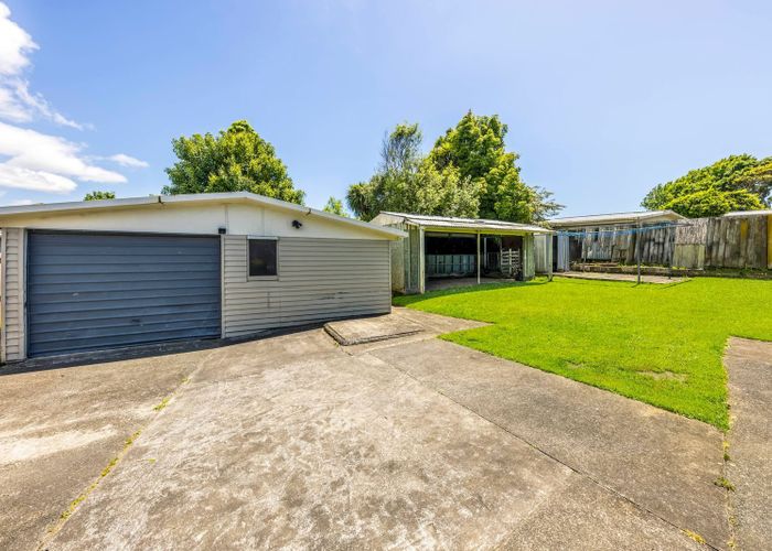  at 16 Gainsborough Street, Manurewa, Manukau City, Auckland