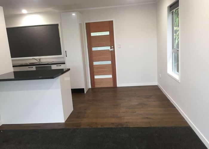  at 2/153 Browns Bay Road, Browns Bay, North Shore City, Auckland