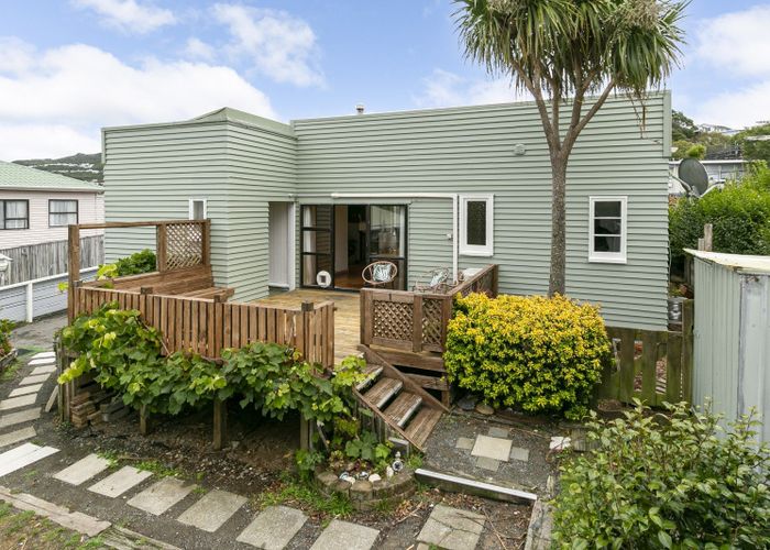  at 5 Morgan Street, Johnsonville, Wellington
