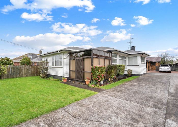  at 1/18 Sunnyside Crescent, Papatoetoe, Auckland