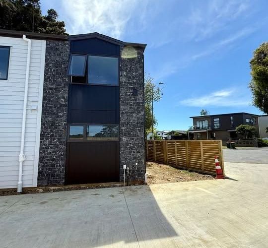  at 2 Woolfield Road, Papatoetoe, Manukau City, Auckland