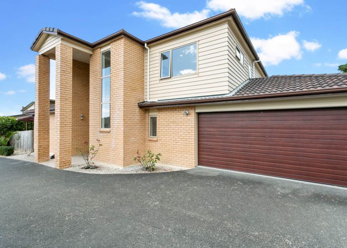  at 20 Elwyn Close, Flat Bush, Auckland