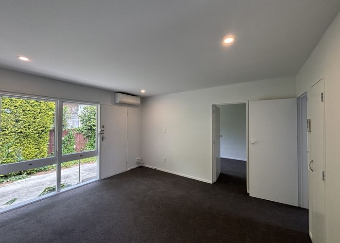  at 2/32 Kinloch Street, St Albans, Christchurch