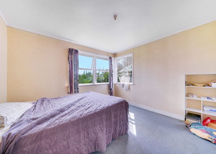  at 16 Cargill Street, Papakura, Papakura, Auckland