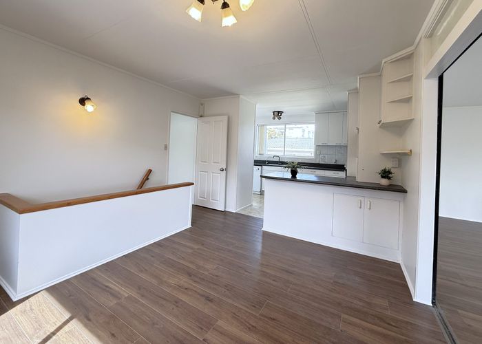  at 9 William Souter Street, Forrest Hill, Auckland