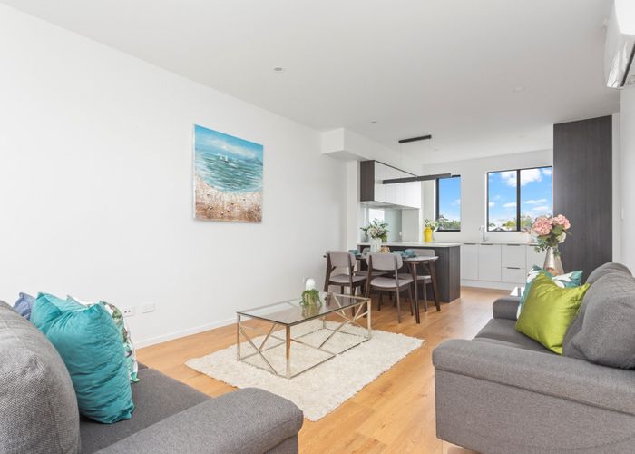  at 3/2A Cambridge Road, Manurewa, Manukau City, Auckland