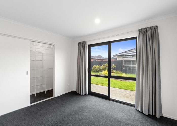  at 32 Probert Crescent, Chartwell, Hamilton