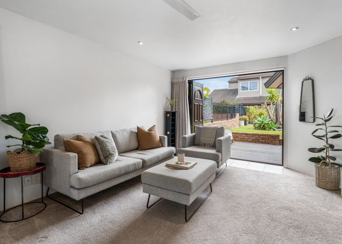  at 9 Renoir Street, West Harbour, Waitakere City, Auckland