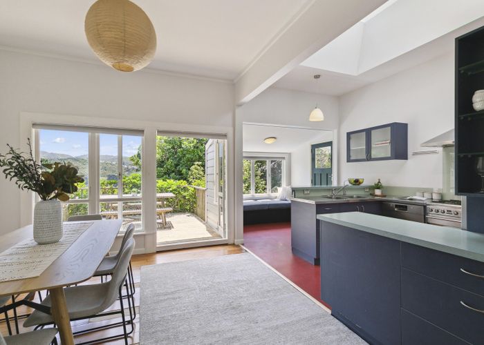  at 32 Volga Street, Island Bay, Wellington
