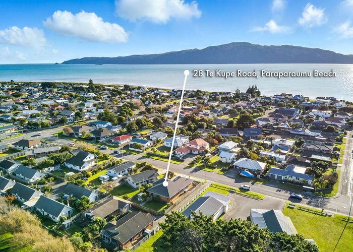  at 28 Te Kupe Road, Paraparaumu Beach, Kapiti Coast, Wellington