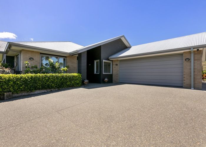  at 37 Falcon Drive, Welcome Bay, Tauranga