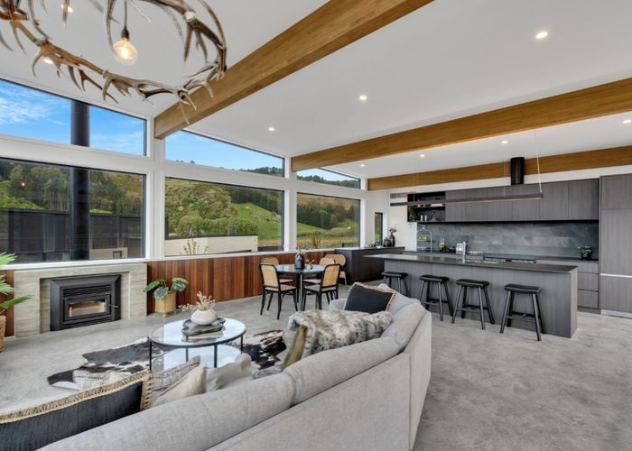  at 13 Round Hill Rise, Cracroft, Christchurch