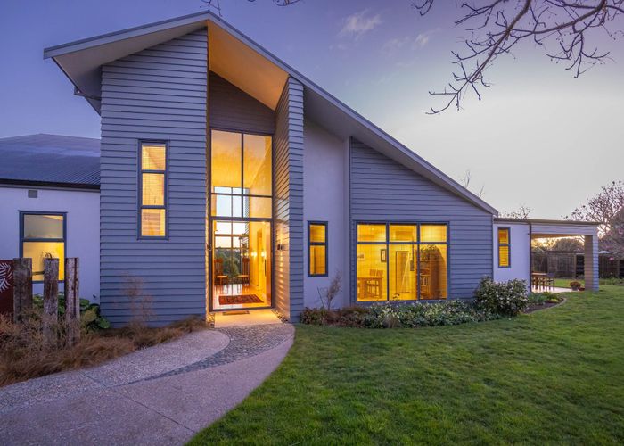  at 1877 River Road, Flagstaff, Hamilton, Waikato