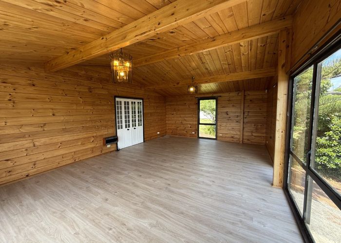  at 6 Bronzewing Terrace, Unsworth Heights, Auckland