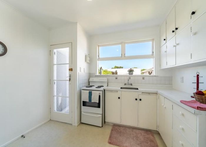  at 33a Percy Cameron Street, Avalon, Lower Hutt, Wellington