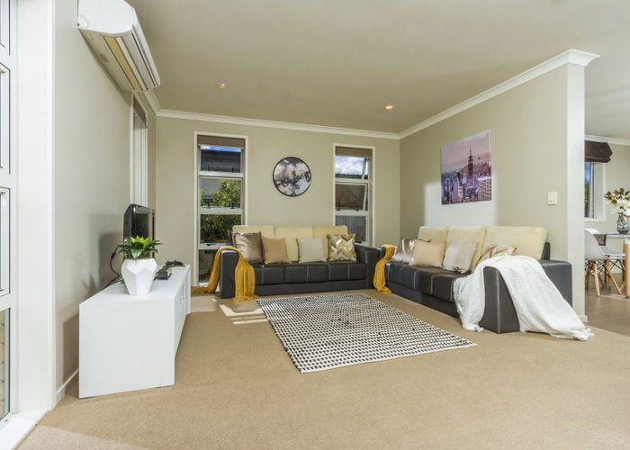  at 42 Huntington Park Drive, Greenhithe, North Shore City, Auckland