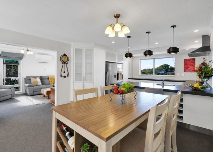  at 1 Cabot Place, Frankleigh Park, New Plymouth, Taranaki