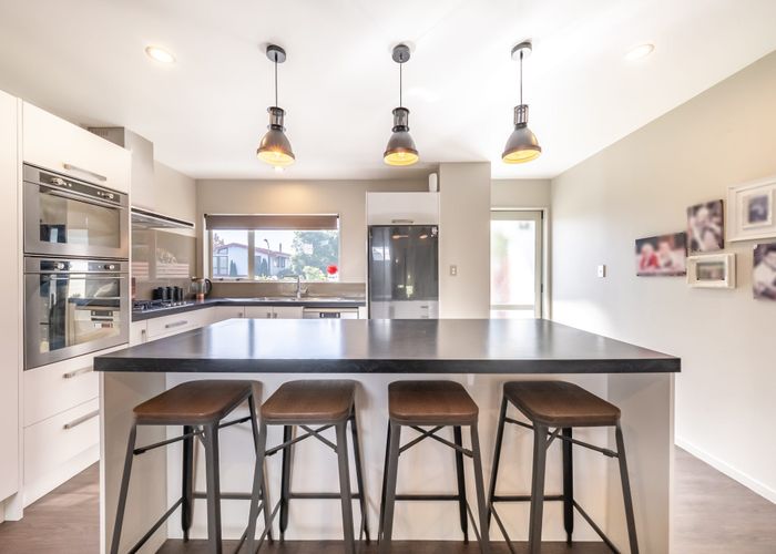  at 10 Seymour Grove, Kingsley Heights, Upper Hutt