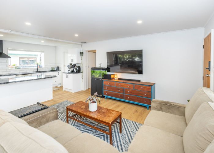  at 21 Elmwood Crescent, Pukete, Hamilton