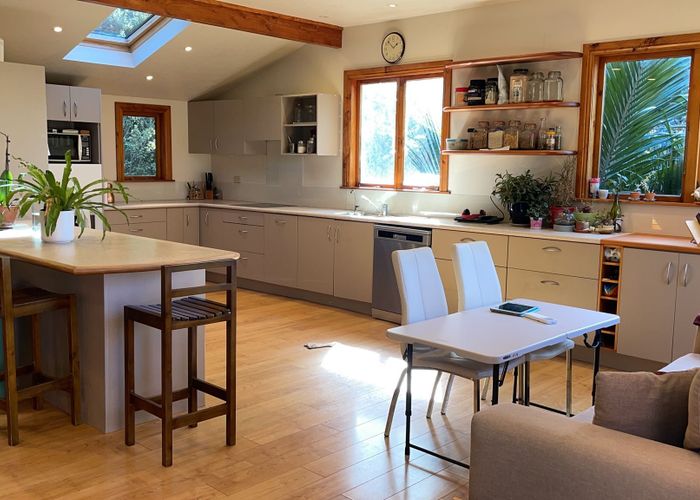  at 9 Tawini Road, Titirangi, Auckland