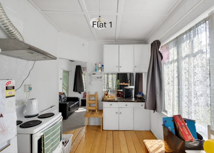  at 80 Shakespeare Road, Bluff Hill, Napier, Hawke's Bay