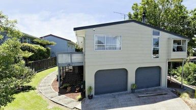  at 21 Annison Avenue, Glen Eden, Auckland