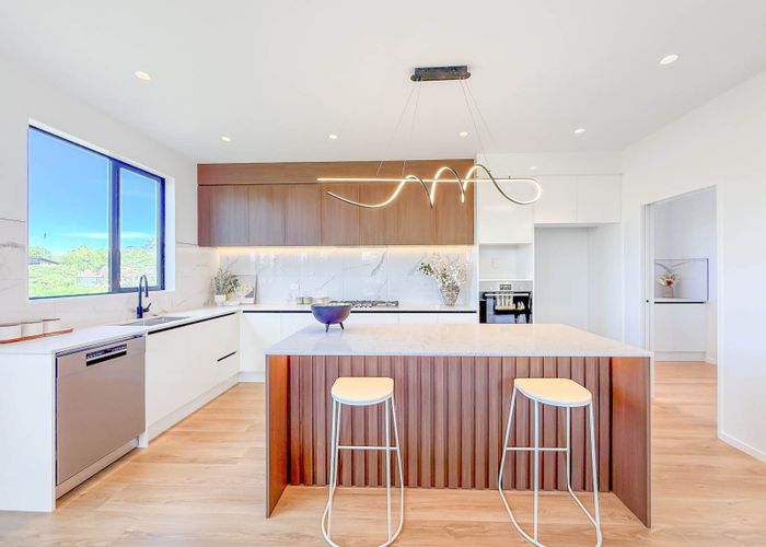  at 8 Mara Waina Place, Swanson, Waitakere City, Auckland