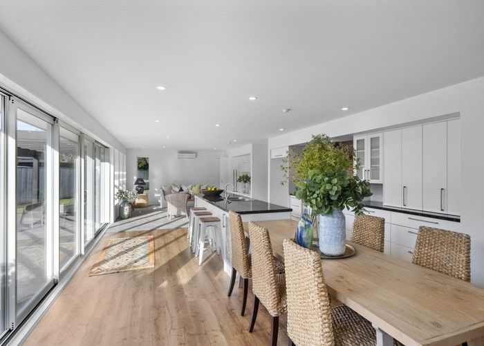  at 14 Donovan Place, Aidanfield, Christchurch City, Canterbury