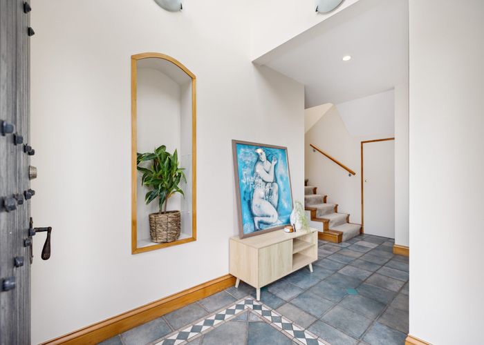  at 2/155 Yaldhurst Road, Upper Riccarton, Christchurch City, Canterbury