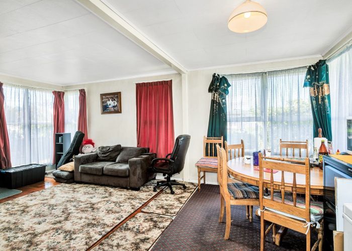  at 6 Emerson Road, Clover Park, Manukau City, Auckland
